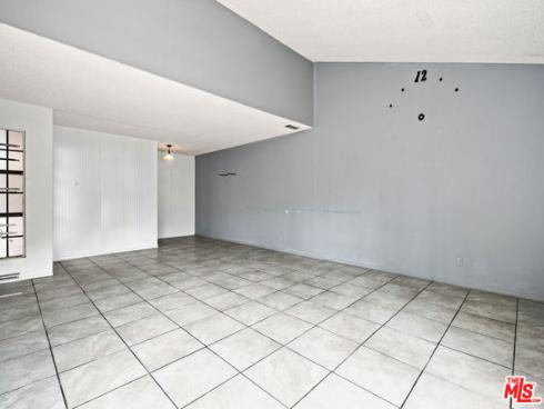 417  8th   Street, Huntington Beach, CA