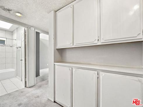 417  8th   Street, Huntington Beach, CA
