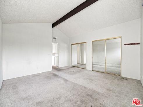 417  8th   Street, Huntington Beach, CA