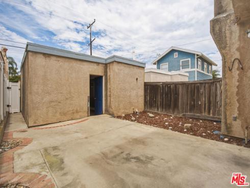 417  8th   Street, Huntington Beach, CA