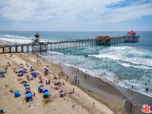417  8th   Street, Huntington Beach, CA