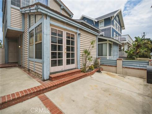 417 8th Street, Huntington Beach, CA