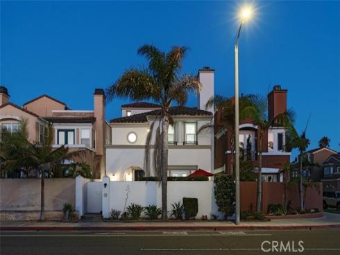 304 Goldenwest Street