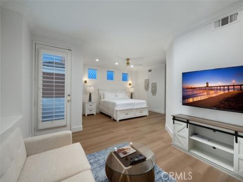 304 Goldenwest Street, Huntington Beach, CA