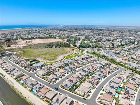 17382  Burrows  , Huntington Beach, CA