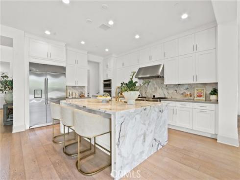 17382  Burrows  , Huntington Beach, CA