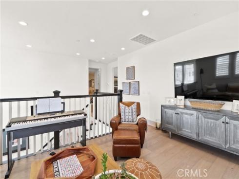 17382  Burrows  , Huntington Beach, CA