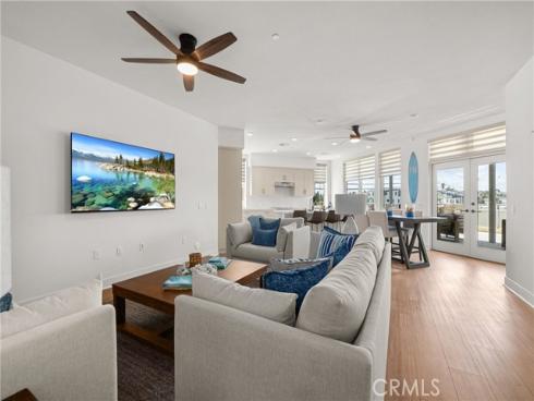 414 Main Street 200