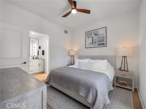 414 Main 200 Street, Huntington Beach, CA