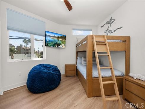 414 Main 200 Street, Huntington Beach, CA
