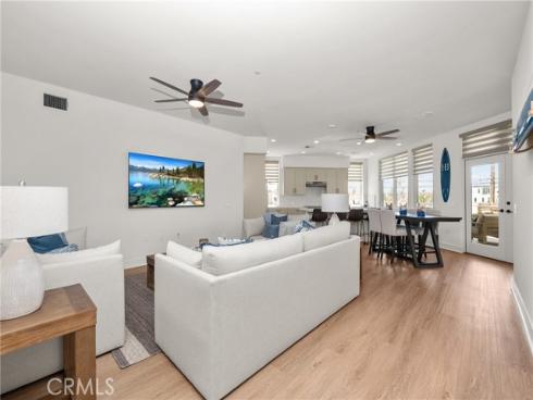 414 Main 200 Street, Huntington Beach, CA