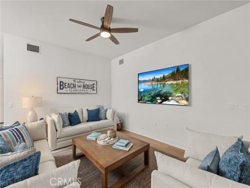 414 Main 200 Street, Huntington Beach, CA