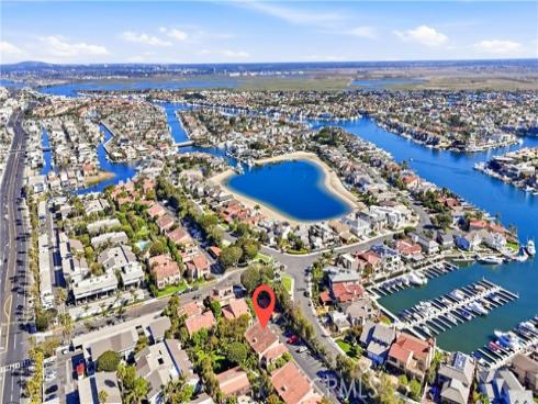 16971 Bluewater 70 Lane, Huntington Beach, CA