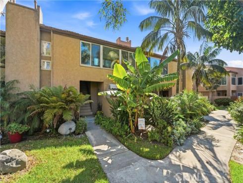 16971  Bluewater  70  Lane, Huntington Beach, CA