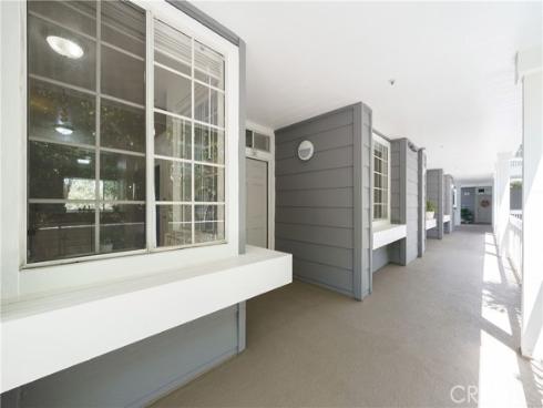 20301 Bluffside 211 Circle, Huntington Beach, CA