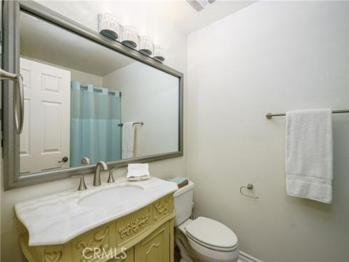 20301 Bluffside 211 Circle, Huntington Beach, CA