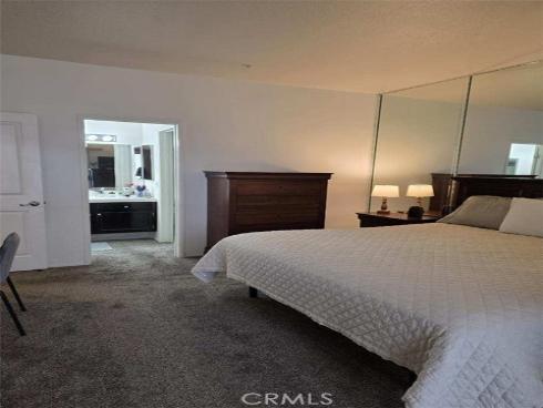 4591 Warner 203 Avenue, Huntington Beach, CA