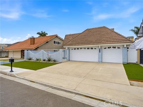 19151 Yacht Lane, Huntington Beach, CA