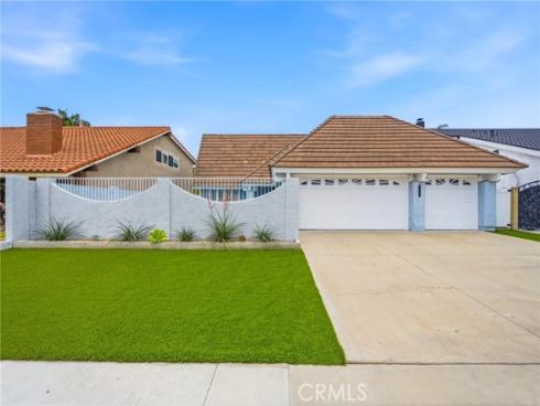 19151 Yacht Lane, Huntington Beach, CA