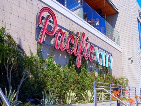 19151  Yacht   Lane, Huntington Beach, CA