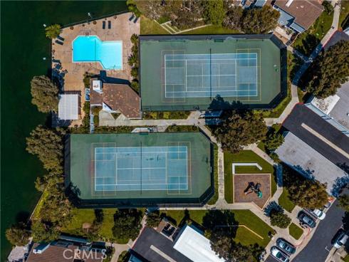 3485 Windspun , Huntington Beach, CA