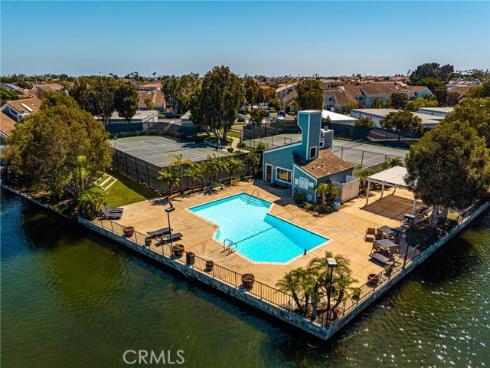 3485 Windspun , Huntington Beach, CA