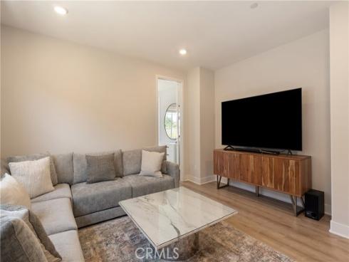 21171 Strathmoor , Huntington Beach, CA