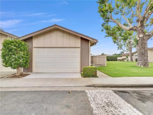 9766  Verde Mar   Drive, Huntington Beach, CA