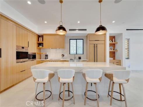 203 Indianapolis Avenue, Huntington Beach, CA