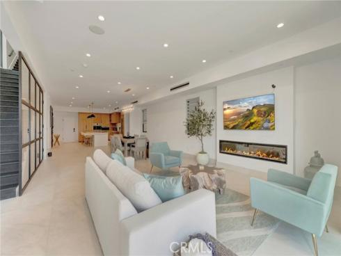 203 Indianapolis Avenue, Huntington Beach, CA