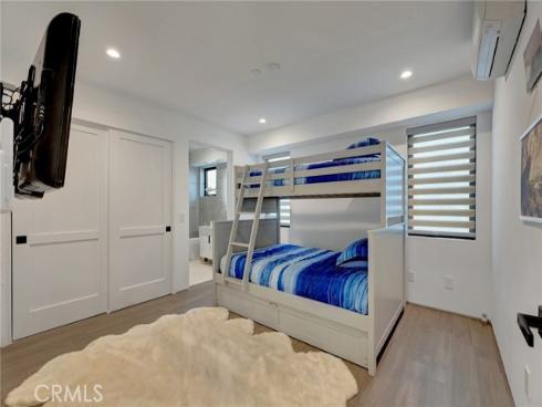 203 Indianapolis Avenue, Huntington Beach, CA
