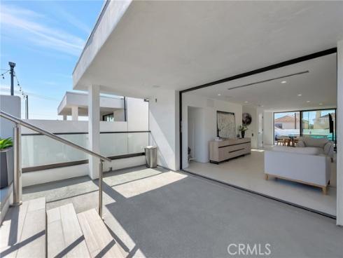 203 Indianapolis Avenue, Huntington Beach, CA