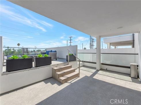 203 Indianapolis Avenue, Huntington Beach, CA