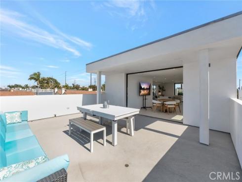 203 Indianapolis Avenue, Huntington Beach, CA