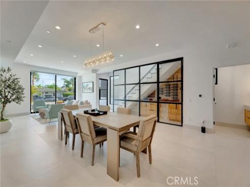 203 Indianapolis Avenue, Huntington Beach, CA