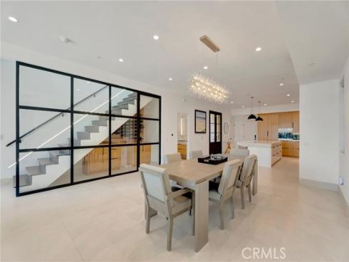 203 Indianapolis Avenue, Huntington Beach, CA