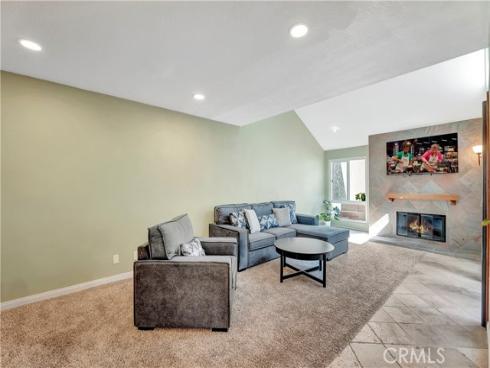 626  9th   Street, Huntington Beach, CA