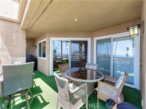 1200 Pacific Coast 209 Highway, Huntington Beach, CA