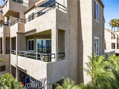 1200 Pacific Coast 209 Highway, Huntington Beach, CA