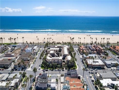 1200 Pacific Coast 209 Highway, Huntington Beach, CA