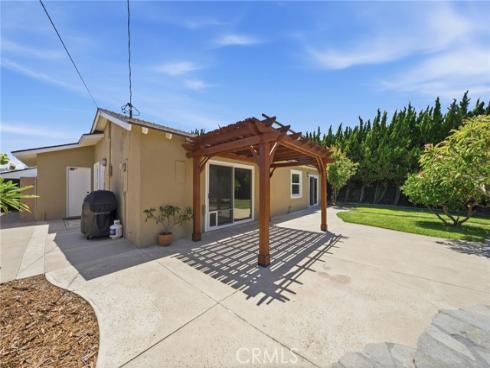 5051 Sisson Drive, Huntington Beach, CA