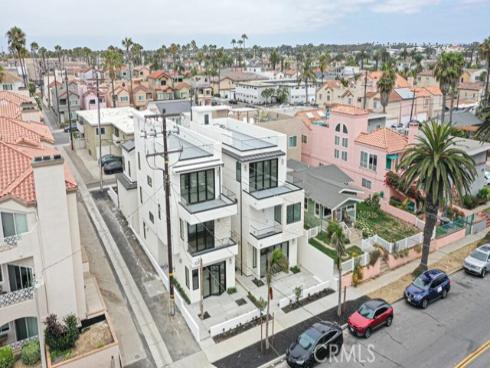 109 9th , Huntington Beach, CA