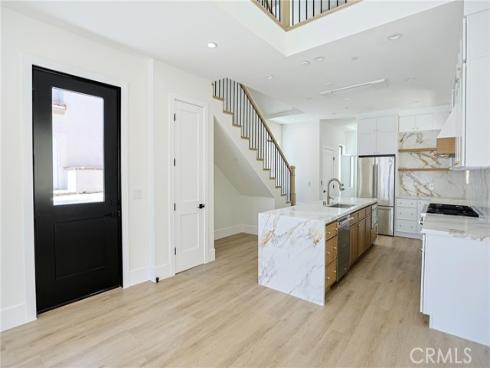 109 9th , Huntington Beach, CA