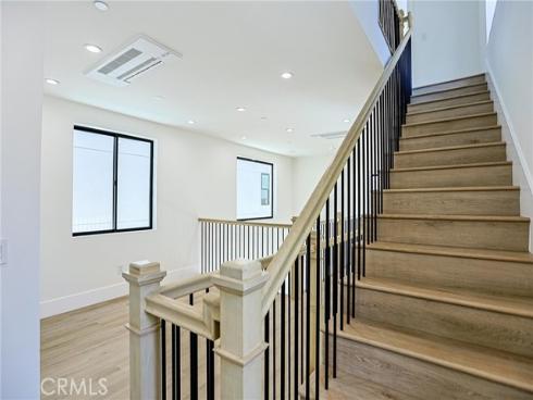109 9th , Huntington Beach, CA