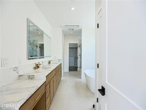 109 9th , Huntington Beach, CA