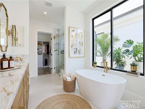 109 9th , Huntington Beach, CA