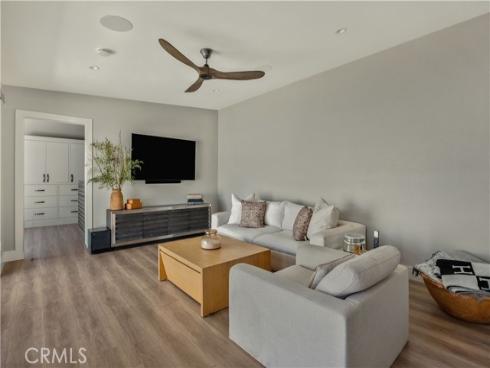 1919  Alsuna  , Huntington Beach, CA