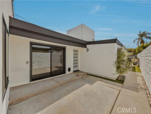 1919  Alsuna  , Huntington Beach, CA