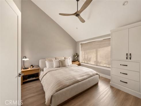 1919  Alsuna  , Huntington Beach, CA