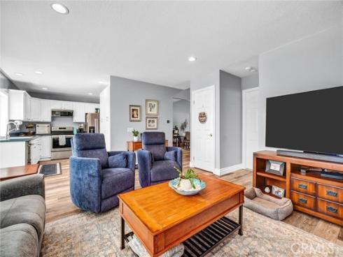 17661 Falkirk , Huntington Beach, CA